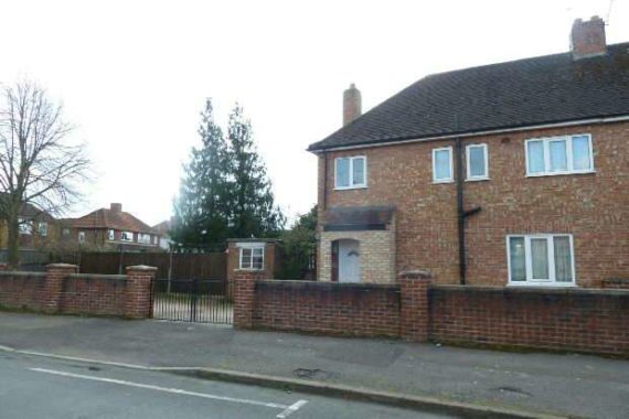 3 Bedroom Semi-Detac...